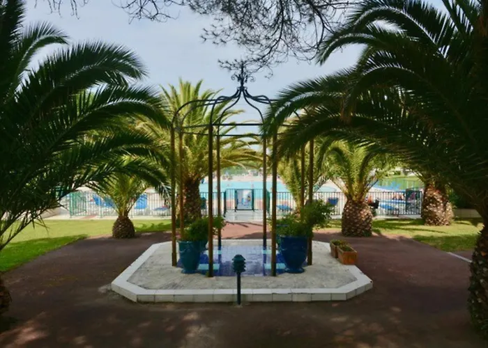 T3 - Area With Pool And Activities Hébergement de vacances Urrugne